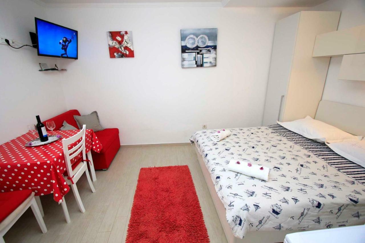 Apartmani Ivona & Ivo Makarska Extérieur photo
